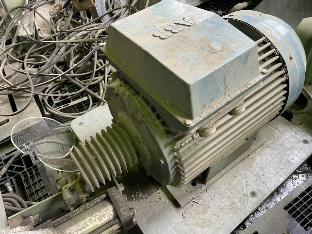 【中古】ABB製モーターの詳細画像|4枚目