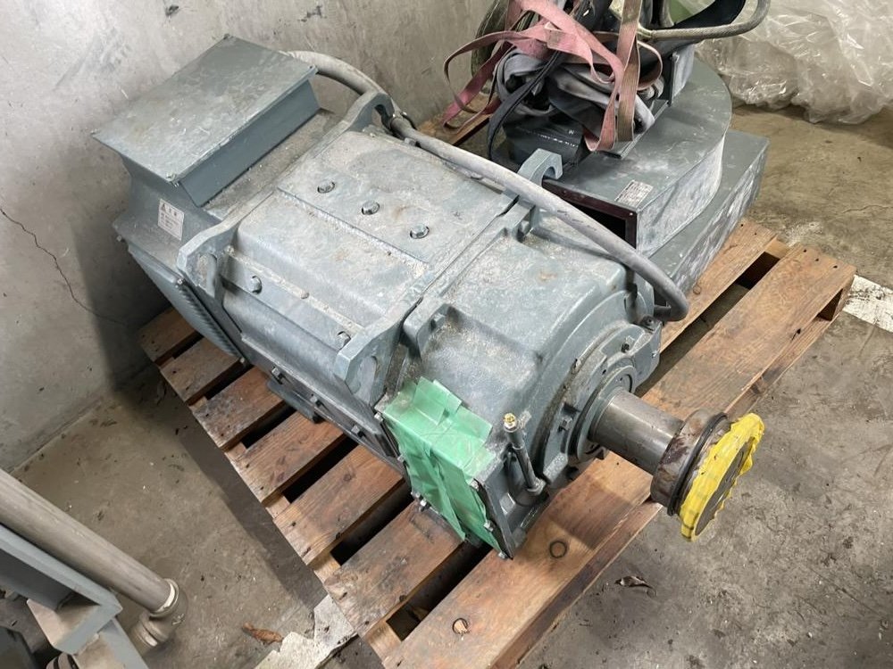 【中古】安川電機製モーターの詳細画像|3枚目