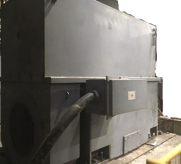 【中古】安川電機製大型モーターのサムネイル
