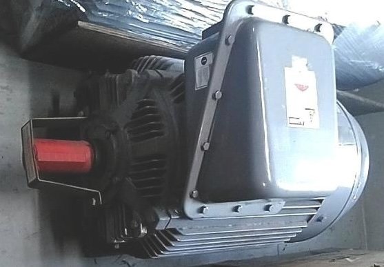 【中古】東芝三菱電機産業システム製モーターのサムネイル